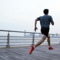 Как правильно начинать бегать: советы для начинающих. Кроссовки и одежда для бега